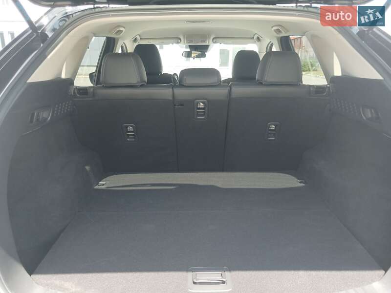 Внедорожник / Кроссовер Mazda CX-5 2024 в Днепре