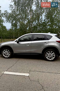 Позашляховик / Кросовер Mazda CX-5 2015 в 