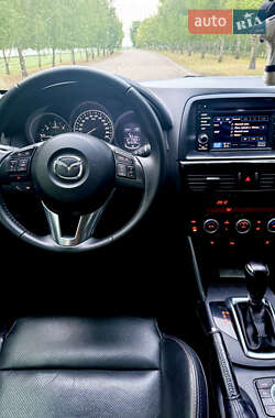 Позашляховик / Кросовер Mazda CX-5 2015 в 