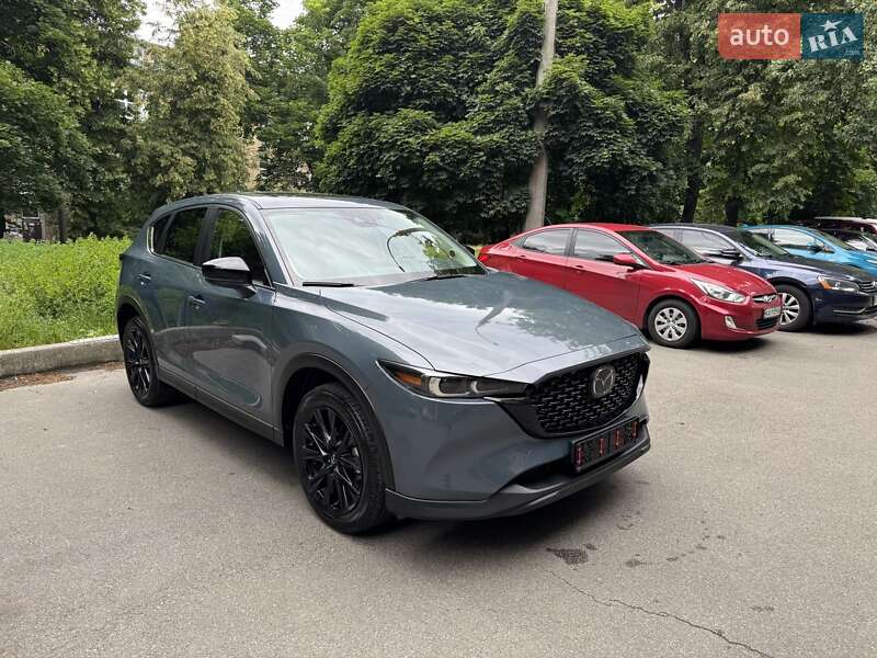 Внедорожник / Кроссовер Mazda CX-5 2023 в 