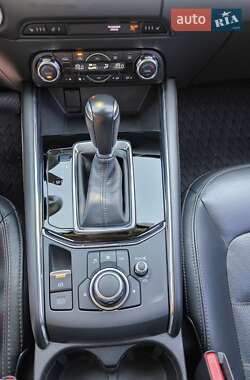 Внедорожник / Кроссовер Mazda CX-5 2018 в 