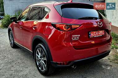 Позашляховик / Кросовер Mazda CX-5 2020 в 