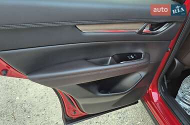 Позашляховик / Кросовер Mazda CX-5 2020 в 