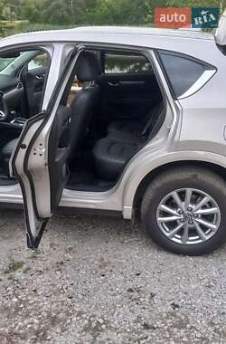 Внедорожник / Кроссовер Mazda CX-5 2023 в 