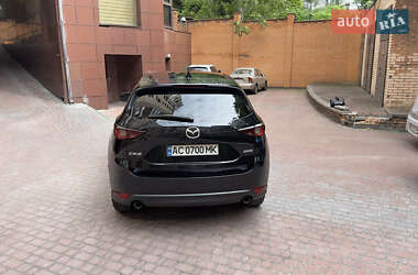 Внедорожник / Кроссовер Mazda CX-5 2017 в 
