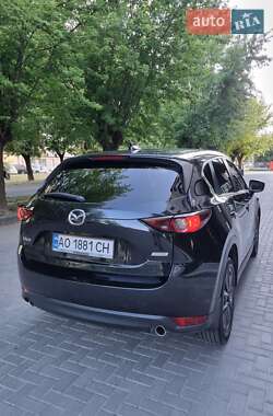 Внедорожник / Кроссовер Mazda CX-5 2018 в 