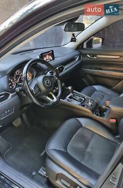Внедорожник / Кроссовер Mazda CX-5 2018 в 