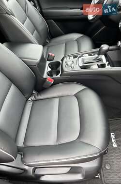 Внедорожник / Кроссовер Mazda CX-5 2024 в 
