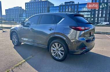 Внедорожник / Кроссовер Mazda CX-5 2023 в 