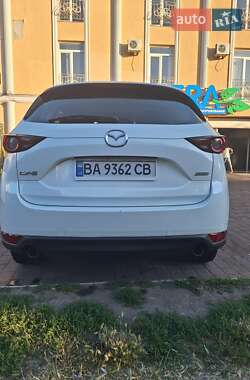 Внедорожник / Кроссовер Mazda CX-5 2017 в 