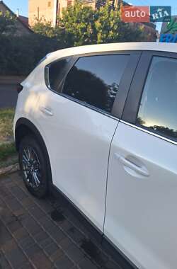 Внедорожник / Кроссовер Mazda CX-5 2017 в 