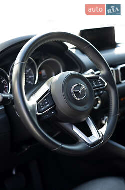 Внедорожник / Кроссовер Mazda CX-5 2018 в 