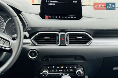 Внедорожник / Кроссовер Mazda CX-5 2023 в 