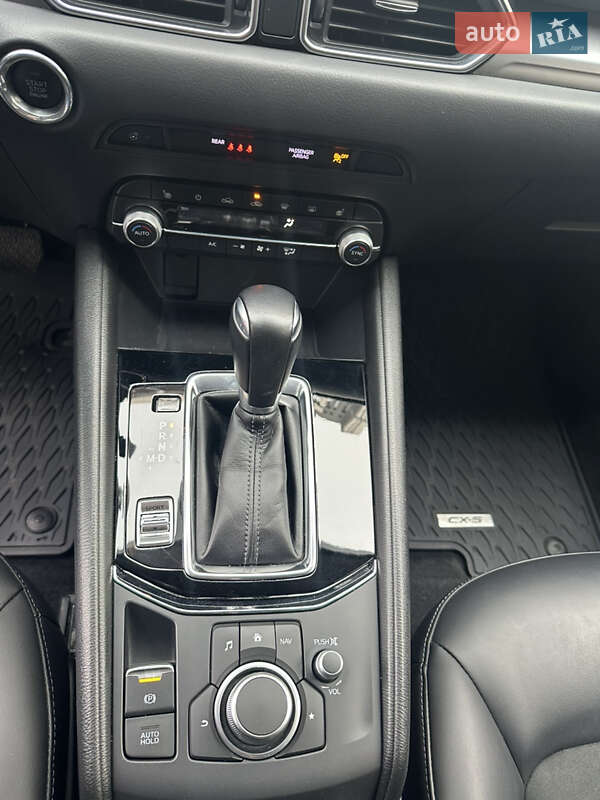 Внедорожник / Кроссовер Mazda CX-5 2020 в Киеве