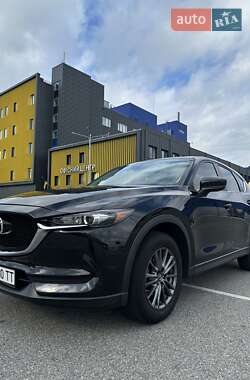 Позашляховик / Кросовер Mazda CX-5 2017 в Києві