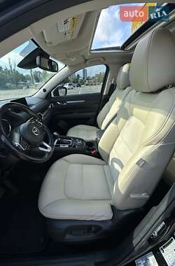 Внедорожник / Кроссовер Mazda CX-5 2017 в 