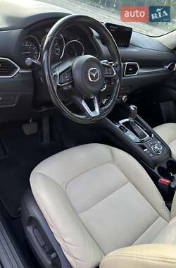 Внедорожник / Кроссовер Mazda CX-5 2017 в 