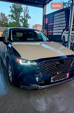 Позашляховик / Кросовер Mazda CX-5 2022 в 