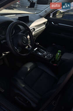 Внедорожник / Кроссовер Mazda CX-5 2018 в 
