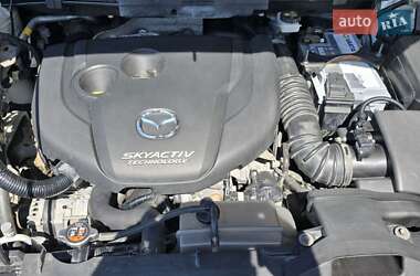 Внедорожник / Кроссовер Mazda CX-5 2015 в 