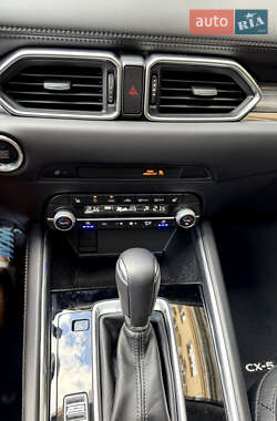 Внедорожник / Кроссовер Mazda CX-5 2023 в 