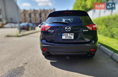 Внедорожник / Кроссовер Mazda CX-5 2016 в 