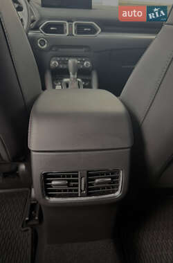 Внедорожник / Кроссовер Mazda CX-5 2023 в 