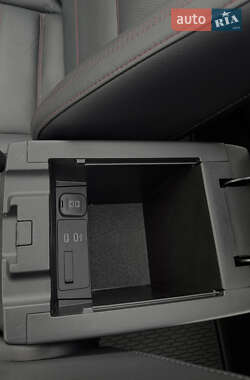 Внедорожник / Кроссовер Mazda CX-5 2023 в 