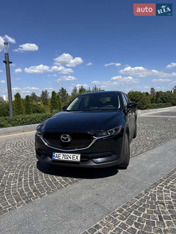 Внедорожник / Кроссовер Mazda CX-5 2017 в 