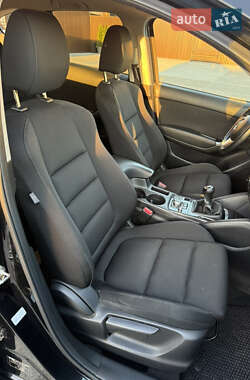 Внедорожник / Кроссовер Mazda CX-5 2016 в 