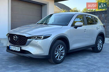 Позашляховик / Кросовер Mazda CX-5 2024 в 