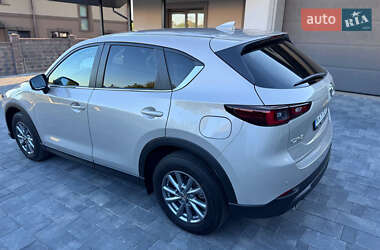 Позашляховик / Кросовер Mazda CX-5 2024 в 