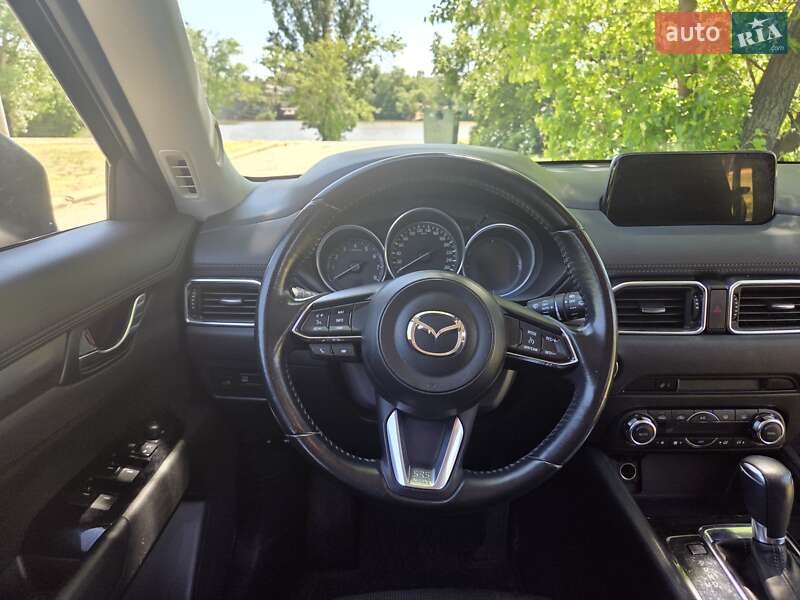 Позашляховик / Кросовер Mazda CX-5 2017 в Дніпрі
