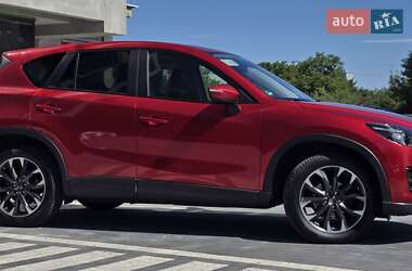 Позашляховик / Кросовер Mazda CX-5 2015 в 