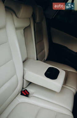 Позашляховик / Кросовер Mazda CX-5 2013 в 