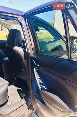 Внедорожник / Кроссовер Mazda CX-5 2016 в 