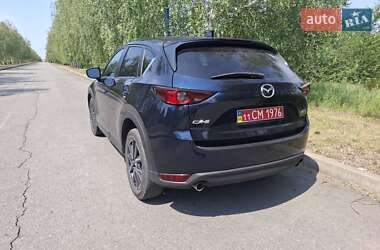 Позашляховик / Кросовер Mazda CX-5 2017 в 