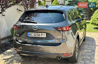 Внедорожник / Кроссовер Mazda CX-5 2017 в 