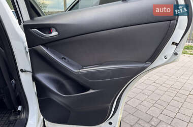 Внедорожник / Кроссовер Mazda CX-5 2016 в 