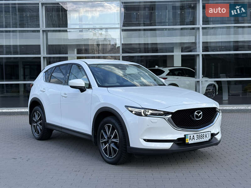 Внедорожник / Кроссовер Mazda CX-5 2018 в 