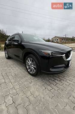 Позашляховик / Кросовер Mazda CX-5 2019 в 