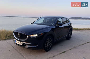 Позашляховик / Кросовер Mazda CX-5 2018 в 