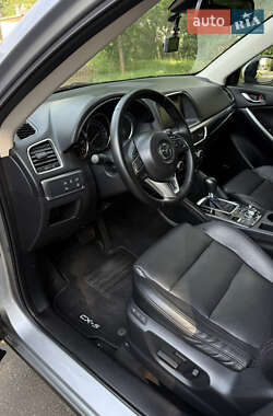 Внедорожник / Кроссовер Mazda CX-5 2015 в 