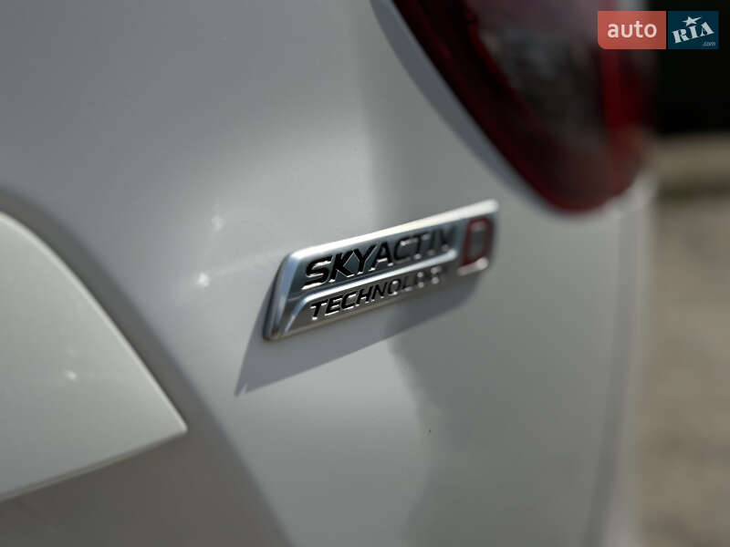 Позашляховик / Кросовер Mazda CX-5 2015 в Дніпрі