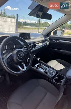 Позашляховик / Кросовер Mazda CX-5 2018 в 