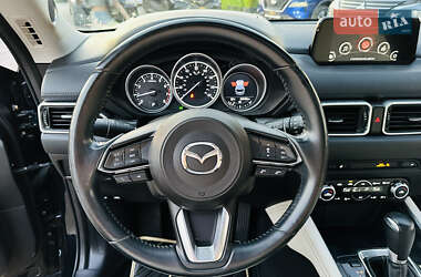 Позашляховик / Кросовер Mazda CX-5 2018 в 