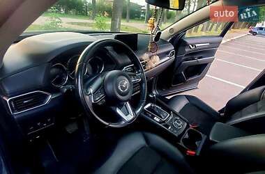 Позашляховик / Кросовер Mazda CX-5 2020 в 