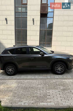 Внедорожник / Кроссовер Mazda CX-5 2017 в 