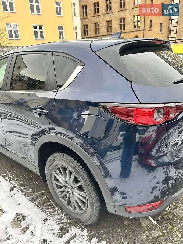 Внедорожник / Кроссовер Mazda CX-5 2017 в Киеве