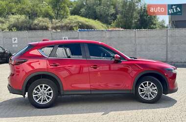 Позашляховик / Кросовер Mazda CX-5 2023 в 